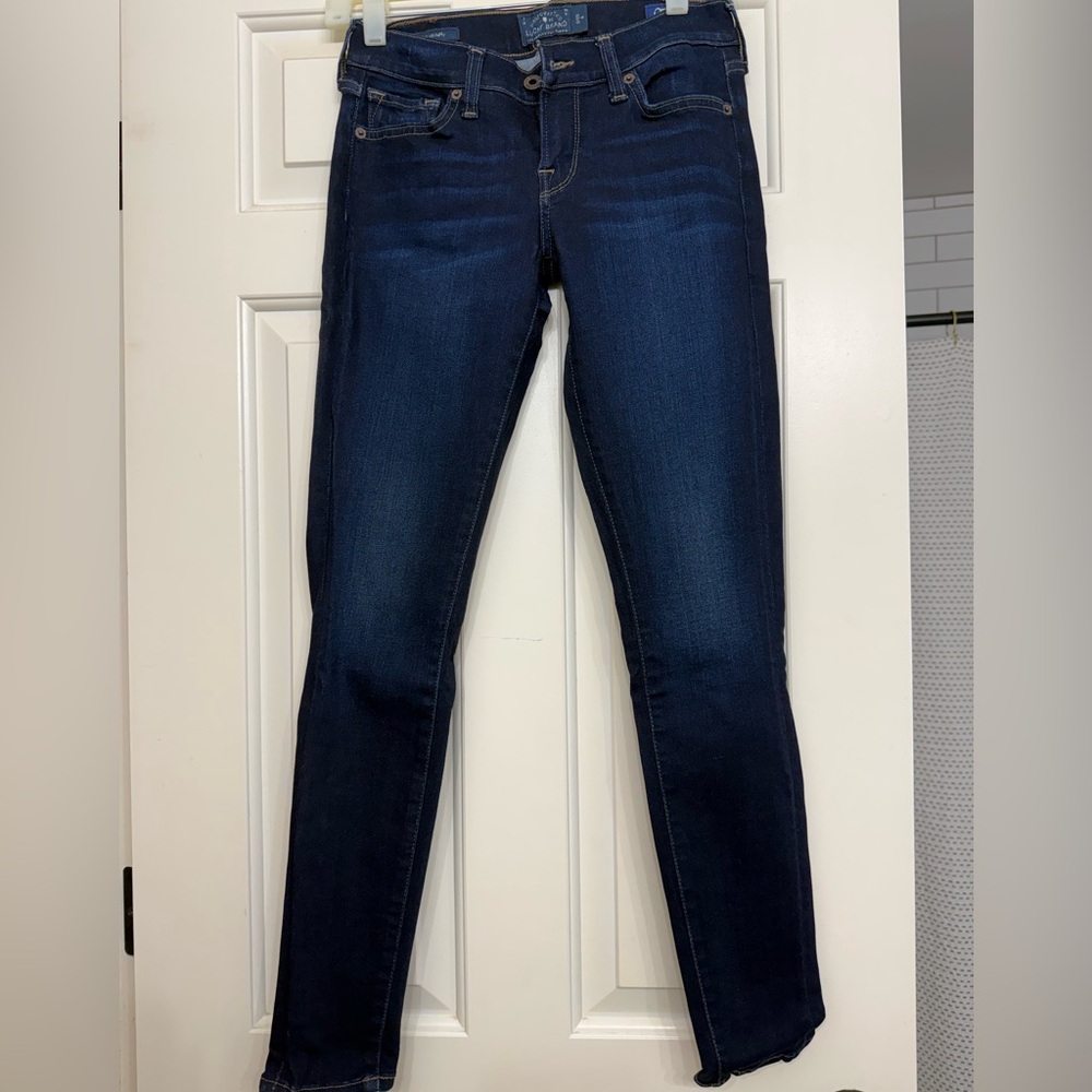 Lucky Brand The Charlie Skinny